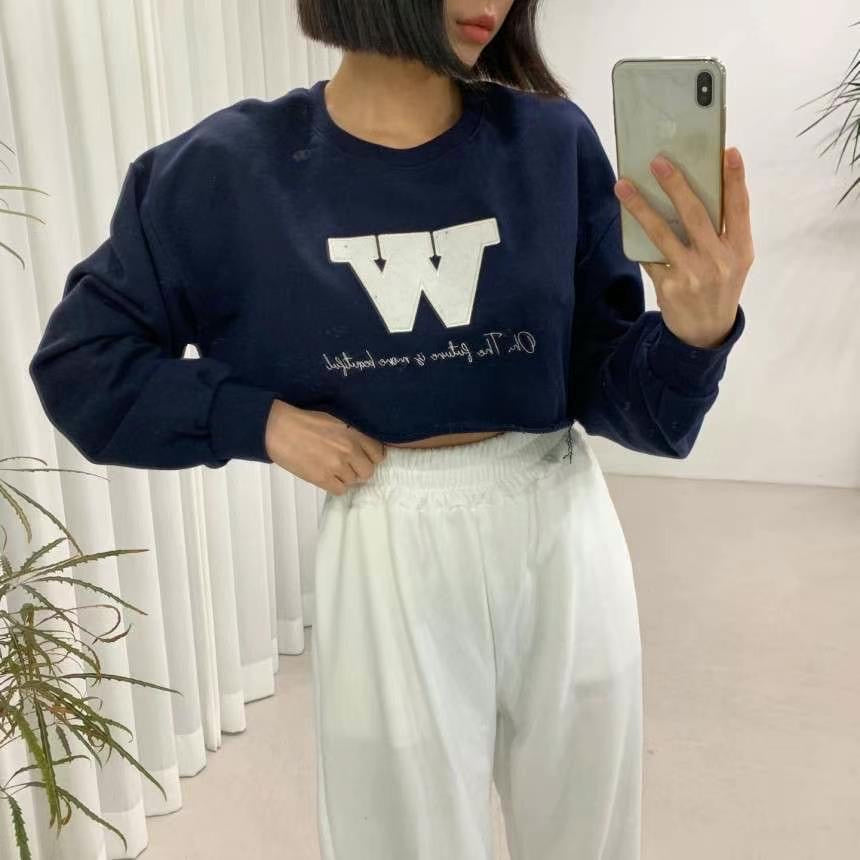 Hoodie with "W" letter