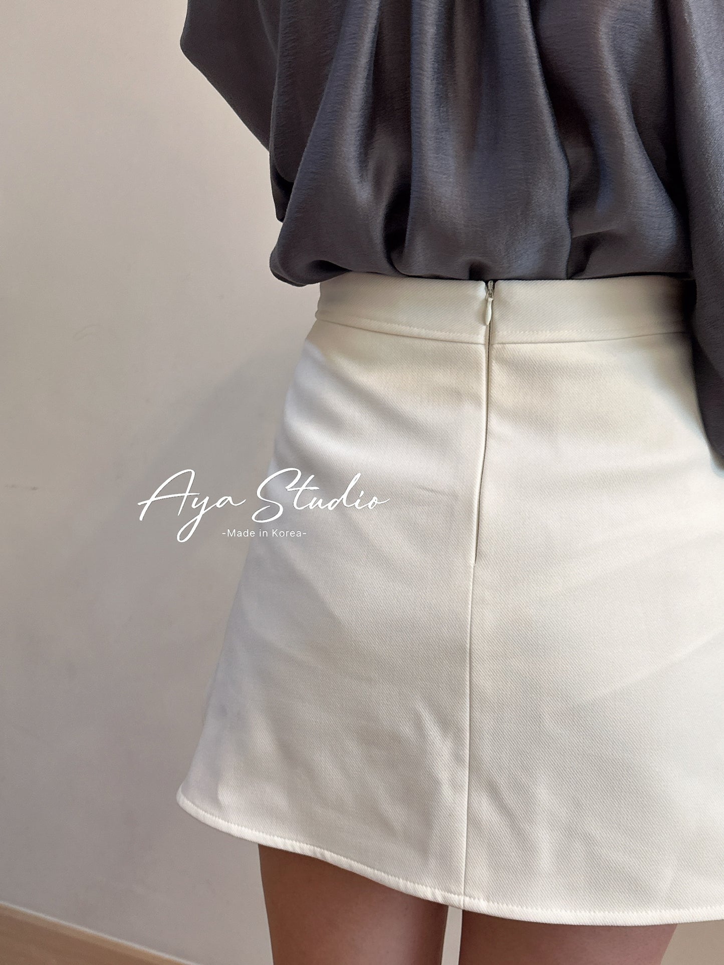 Double Pocket Skirt